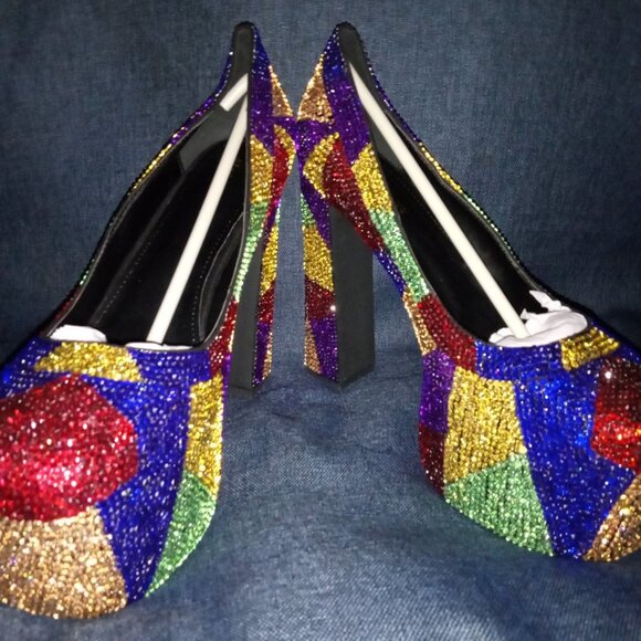 AZALEA WANG " RHINESTONE EMBELLISHED ROYALTY " PUMP  MULTI ( BRAND NEW !!!) - Picture 7 of 7